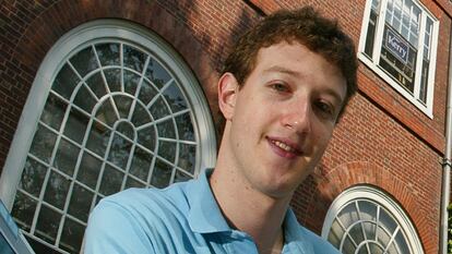 Mark Zuckerberg en la universidad de Harvard en mayo de 2004.