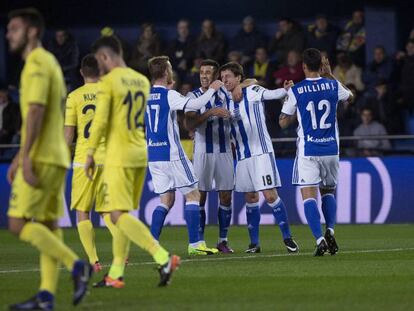 La Real celebra el gol de Oyarzabal.