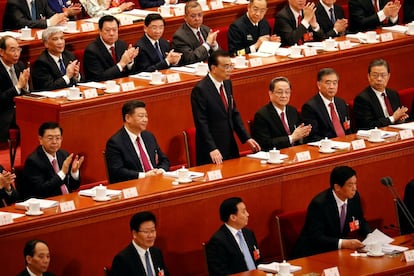 El primer ministro chino, Li Keqiang, toma asiento tras pronunciar el discurso inaugural de la Asamblea Popular Nacional (APN) en el Gran Palacio del Pueblo, el 5 de marzo.