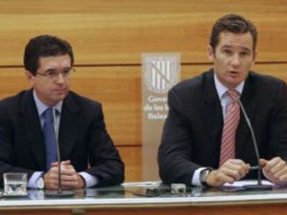 Iñaki Urdangarin y Jaume Matas, durante un acto en Palma de Mallorca en 2005