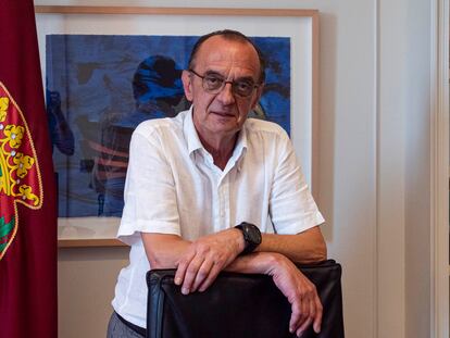 El alcalde Miquel Pueyo, en su despacho del Ayuntamiento de Lleida.