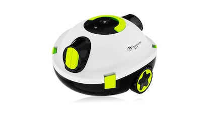 Robots limpiapiscinas sobre fondo blanco.