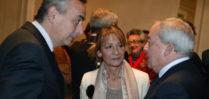 Carlos Ocaña, secretario de Estado de Hacienda, Inmaculada Rodríguez Piñero, secretaria general de Infraestructuras, y Carlos Solchaga, ex ministro de Economía y socio de Solchaga Recio & Asociados