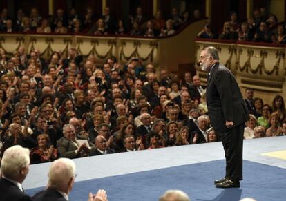 El cineasta Francis Ford Coppola tras recibir de manos del rey Felipe VI el Premio Princesa de Asturias de Las Artes.