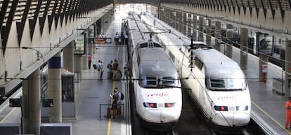 Aspecto que presentaba la estaci&oacute;n de Santa Justa en Sevilla, durante una huelga. Im&aacute;gen de archivo.