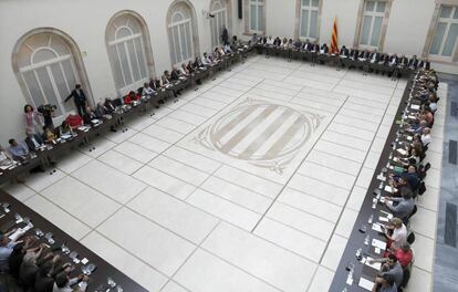 Vista general de la reuni&oacute;n del Pacto por el Refer&eacute;ndum.