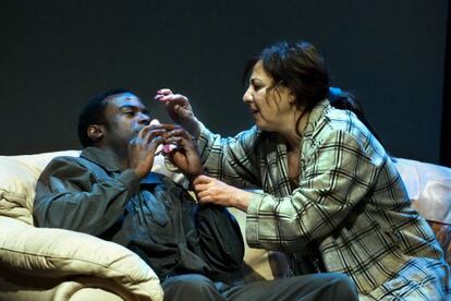 Machi y Buika, en la obra Ravenhill.