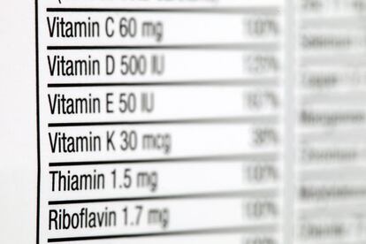 Más de un tercio de los estadounidenses consumen suplementos multivitáminicos.