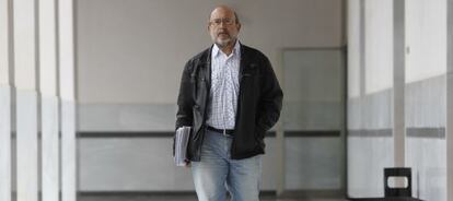 El presidente de la comisión de los ERE, Ignacio García (IU), en el Parlamento. 