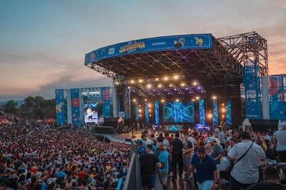 Asistentes al Ja'umina Fest, en  en San Bernardino, Paraguay.