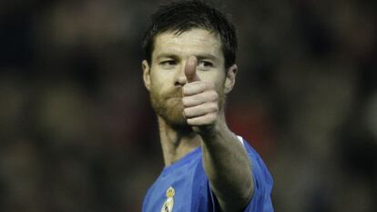 Xabi Alonso, durante el partido ante el Valencia. 