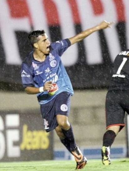 Wendell comemora o gol que pode levar o prêmio.