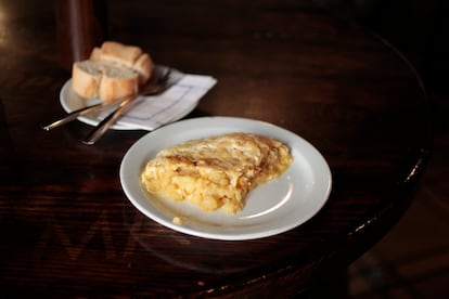 El pincho de tortilla de Bodega de La Ardosa.