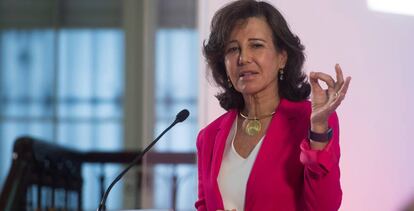 La presidenta del Banco Santander, Ana Botín, durante una presentación en Cantabria.