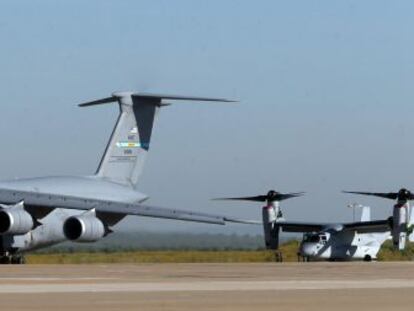 Aviones militares americanos en la base A&eacute;rea de Mor&oacute;n.