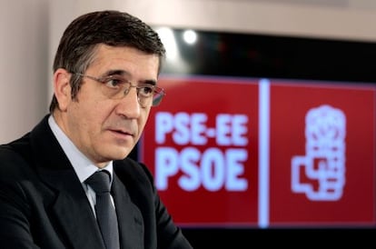 Lpez, en su comparecencia en la sede del PSE en Bilbao.