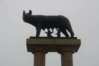 Monumento en la ciudad de Constanza, antigua Tomos romana.