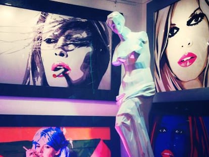 Imagen de Brigitte Bardot en la galer&iacute;a del pintor.