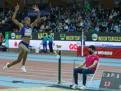 La atleta venezolana Yulimar Rojas, campeona olímpica y del mundo, durante la prueba de triple salto del World Athletics Indoor Tour Gold, en Madrid.