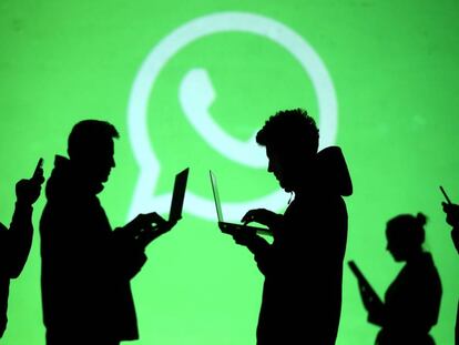 WhatsApp guarantees the security of your messages with an end-to-end encryption system.