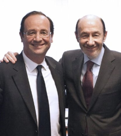 Alfredo Pérez Rubalcaba y Francois Hollande.