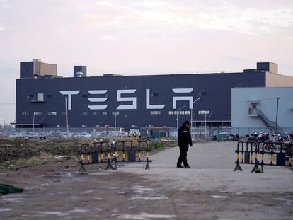 La gigfactoria de Tesla en Shangai.