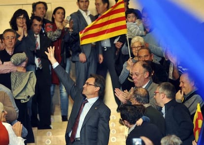 El candidato a la presidencia de la Generalitat y actual presidente del gobierno catalán, Artur Mas, en el acto electoral en Girona.