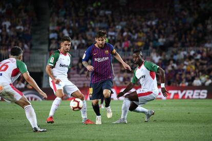 Messi, en una acción del encuentro ante el Alavés.