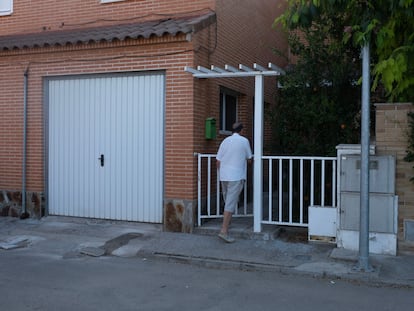 La vivienda de Mocejón, Toledo, registrada por la Guardia Civil.
