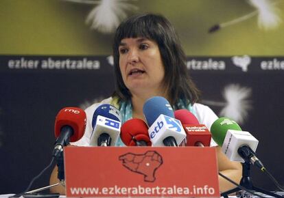 La portavoz de la izquierda 'abertzale' Maribi Ugarteburu, durante la rueda de prensa.