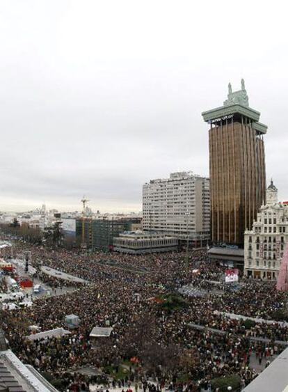 Vista de la plaza de Colón donde se ha celebrado hoy la 'Misa de las Familias'