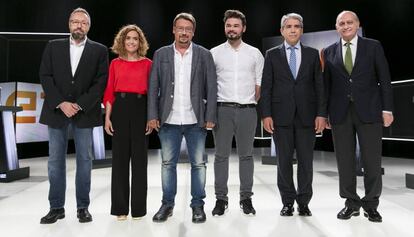 Los seis candidatos, antes de iniciar el debate de TV3.