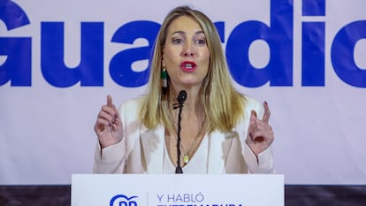 La candidata del PP a la presidencia de Extremadura, María Guardiola, el 3 de junio en la junta directiva regional del PP.