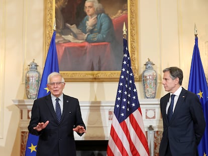 El jefe de la diplomacia europea, Josep Borrell, a la izquierda, junto a su homólogo estadounidense, Antony Blinken