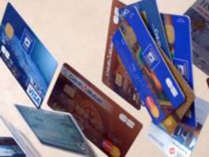 La primera tarjeta de crédito en España cumple medio siglo