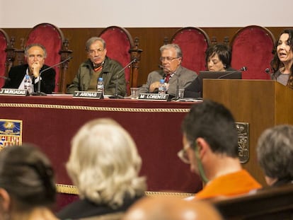 Presentación del manifiesto sobre el bilingüismo.