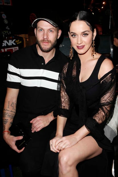 Johnny Wujek y Katy Perr, en el front-row de Givenchy.