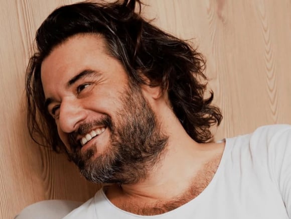 Asiste a un encuentro con Manuel Jabois