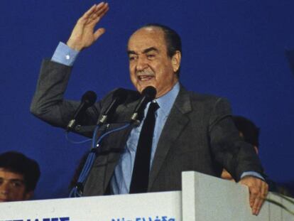 Constantine Mitsotakis, durante un acto electoral en abril de 1990. 