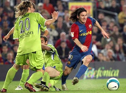 En las semifinales de la Copa del Rey de la temporada 2006/2007 ante el Getafe, Messi recoge un balón en el centro del campo, se va de los cuatro rivales que le salen al paso, regatea al portero y termina marcando con la derecha. Ese gol será comparado con el que Maradona le marcó a Inglaterra en el Mundial del 86.