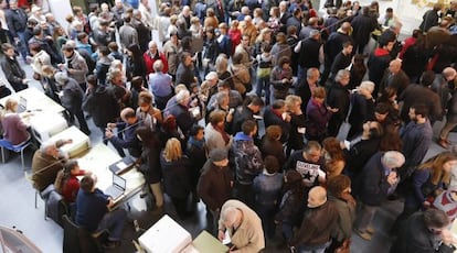 Un momento de una votación el domingo durante el 9-N