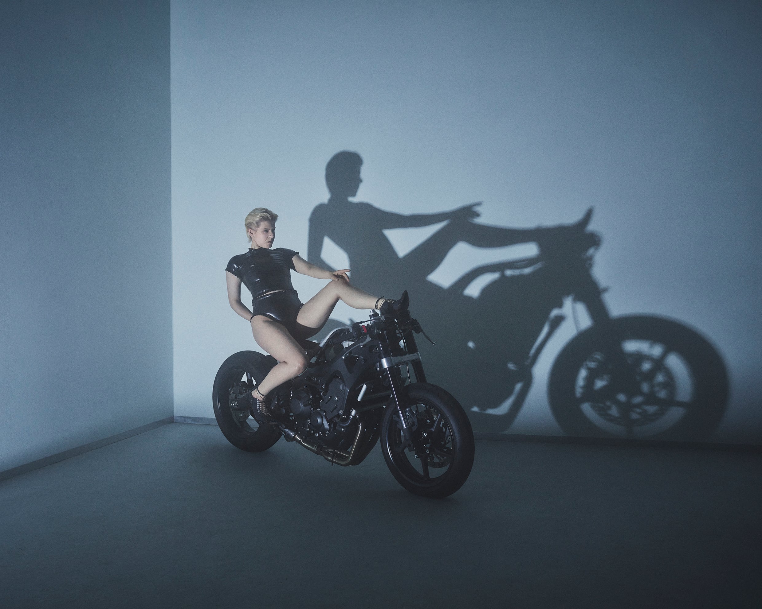 Robyn se pasa al pop tántrico: “La música no es mi terapia, pero sí un modo de generar libertad”