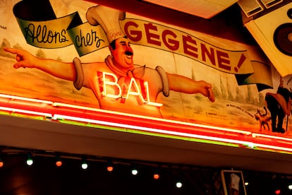 En el Chez Gégène de París hay baile los domingos por la tarde.