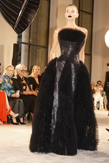 SCHIAPARELLI ALTA COSTURA O-I 2025/26 Desfile