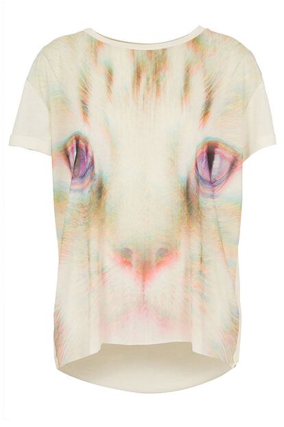 Camiseta rave con estampado de gato, de Topshop vía Nordstrom (26 euros).