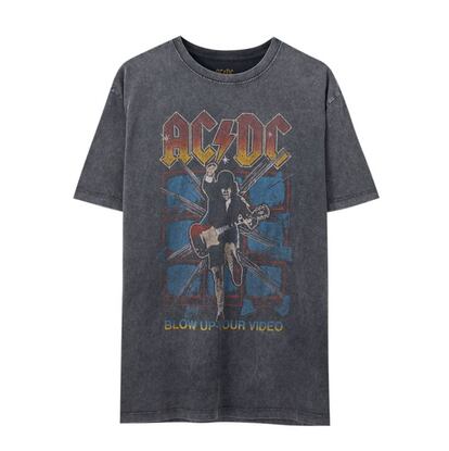 Camiseta AC/DC.