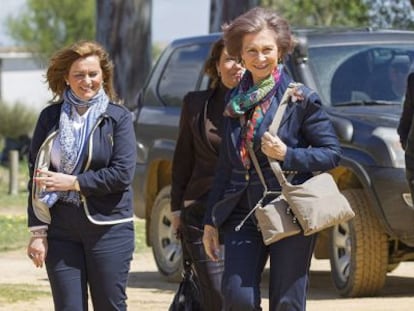 La Reina Sofía, en su visita al Parque Nacional de Doñana.