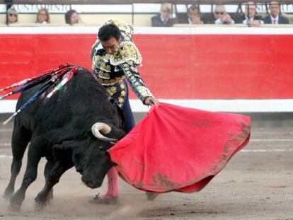 Cid con su segundo, al que cortó una oreja