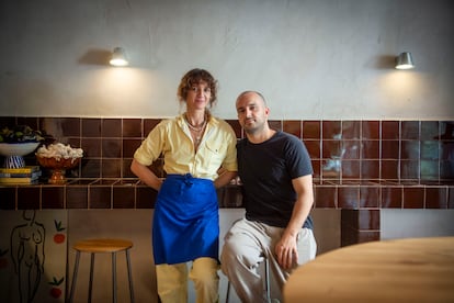 Timi Argyelan y Joaquín Escrivá, propietarios de Pizza Pronto y de Alma Nomad Bakery.