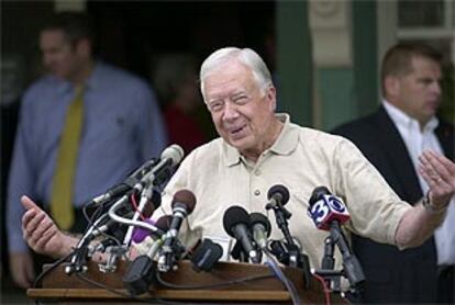 El ex presidente de EE UU Jimmy Carter, en la conferencia de prensa ofrecida ayer tras recibir el Nobel de la Paz.